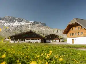 berghotel aussen 1